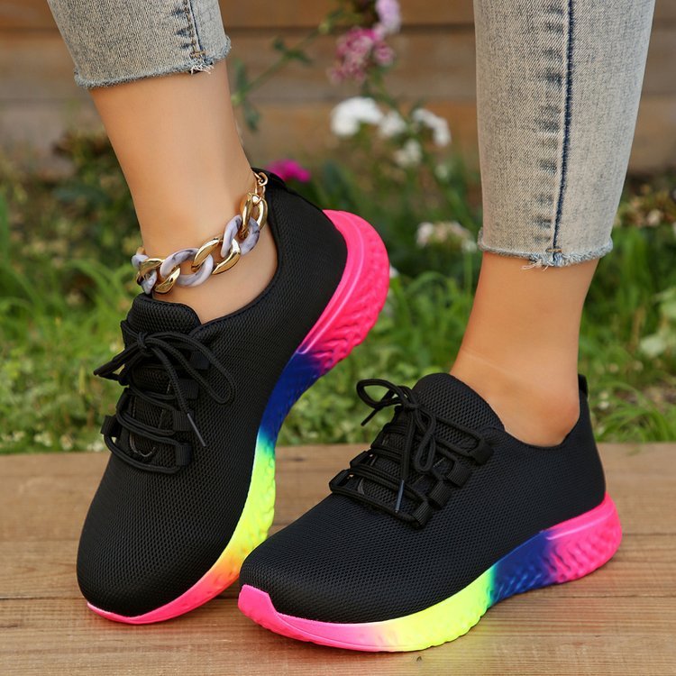 Chaussures en maille à lacets,