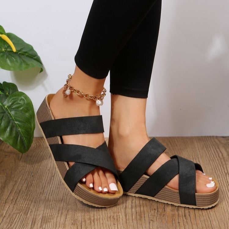 Pantoufles à bandoulière tissées sandales à plateforme d'été chaussures de plage plates pour femmes