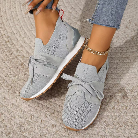Chaussures plates à lacets,