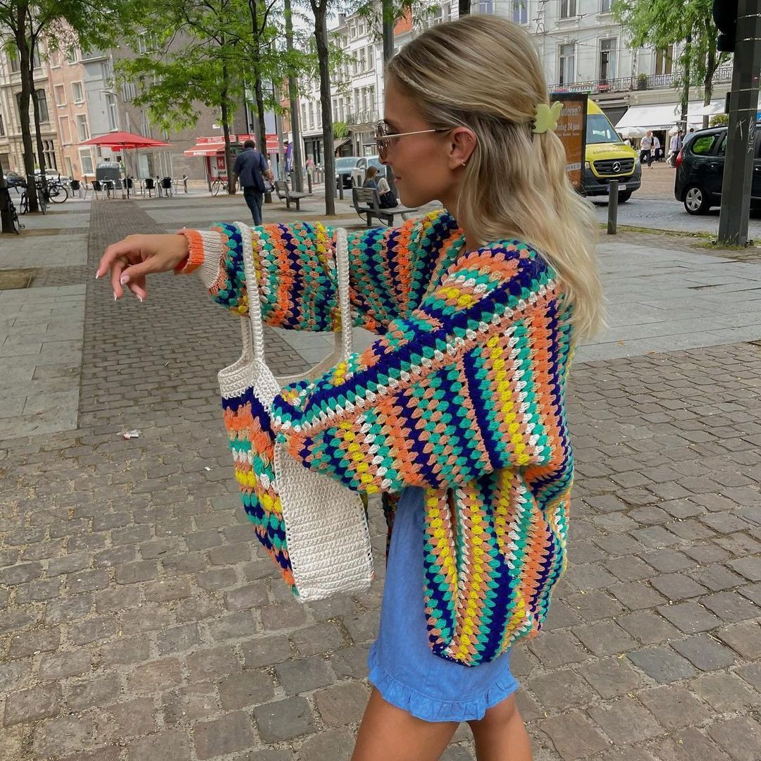 Manteau de cardigan pull en forme d'arc-en-ciel rayé