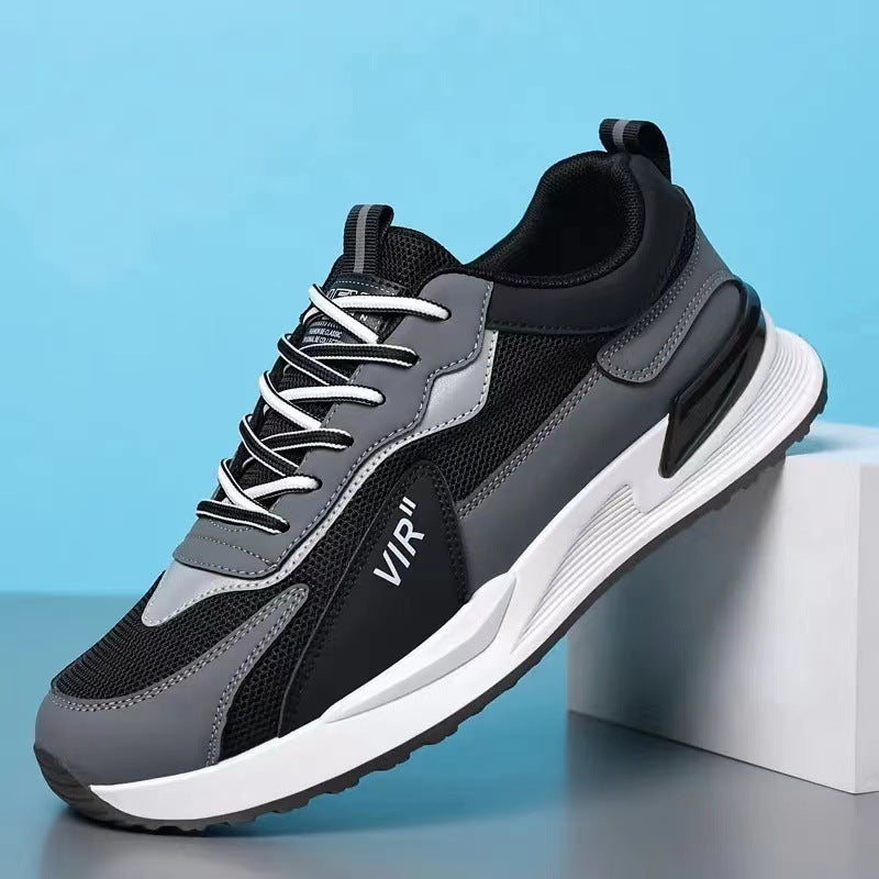 Chaussures de sport à lacets,