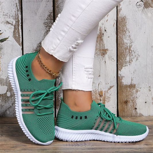 Chaussures de sport à lacets,