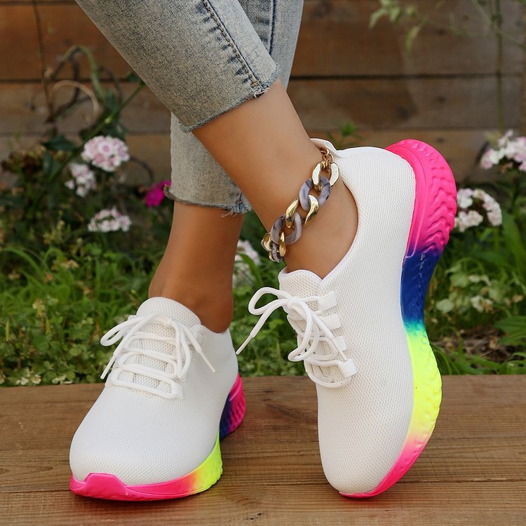 Chaussures en maille à lacets,