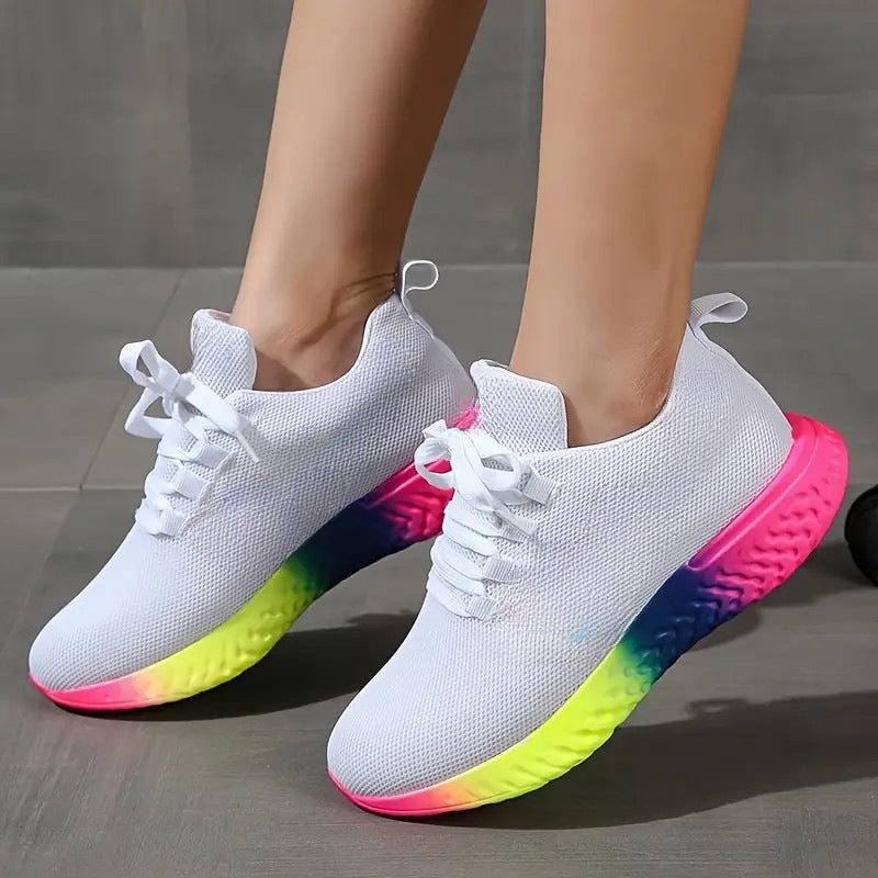 Chaussures en maille à lacets,