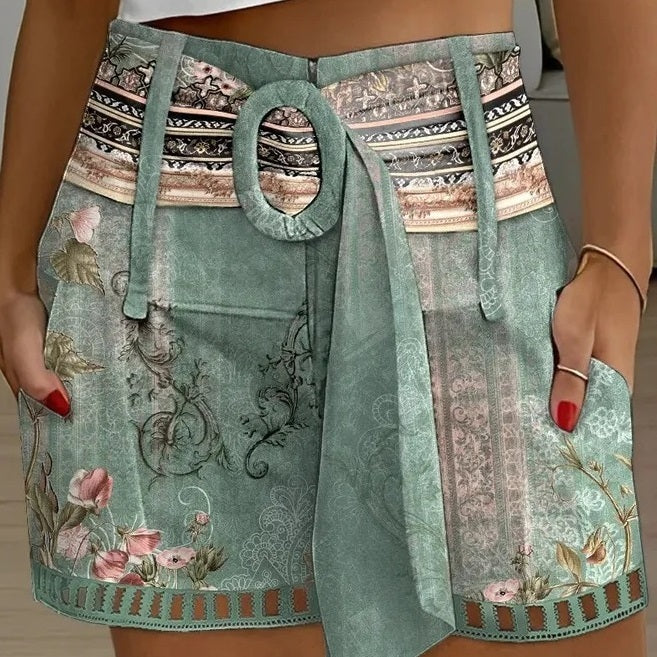 Shorts décontractés d'été avec couture en dentelle