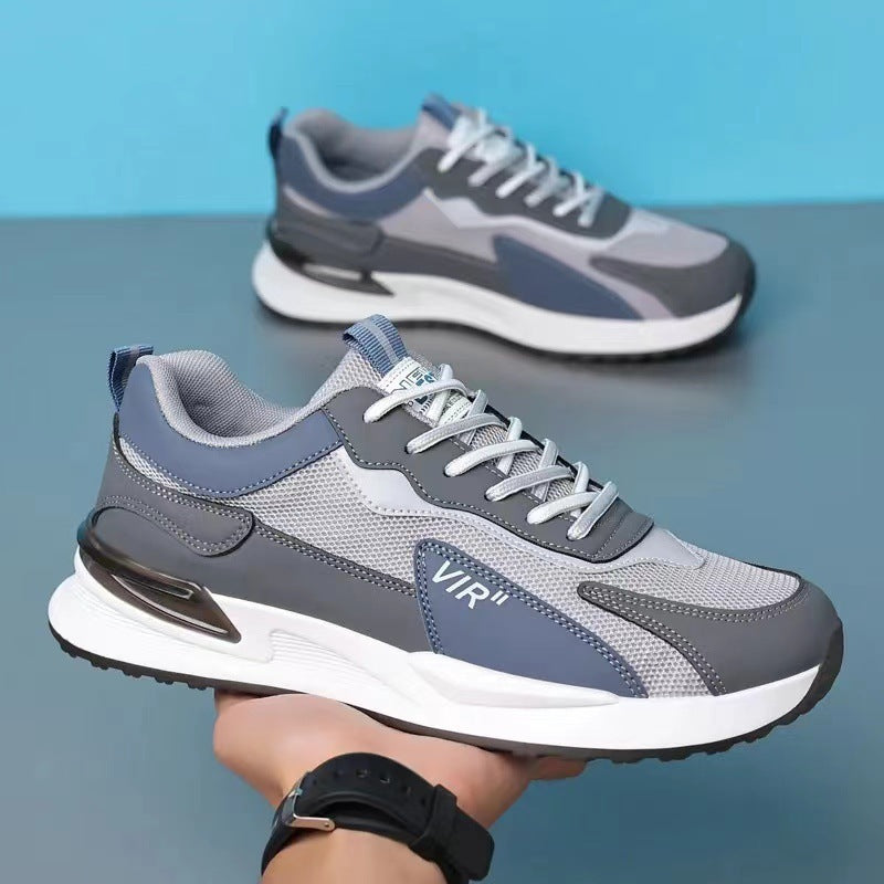 Chaussures de sport à lacets,