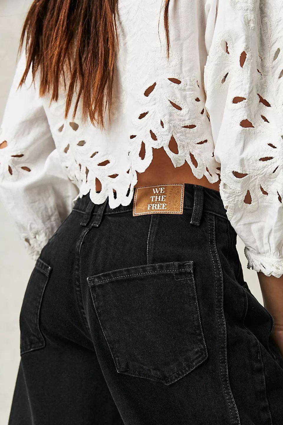 Jeans à taille moyenne, en forme de jambe large | en forme de taille moyenne | décontracté | taille moyenne